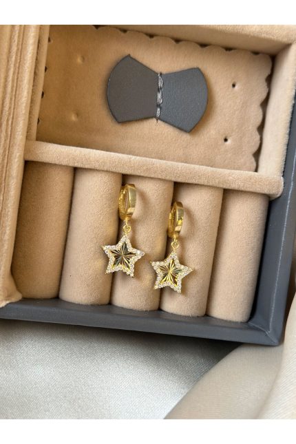 Zirkon Taşlı Sallantılı Işıltılı Yıldızlı Gümüş Küpe Gold Kaplama Anti Alerjik 925 Ayar Gümüş