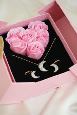 Sevgililer Günü Baget Taşlı Ay Detaylı Kolye Gold Kaplama 925 Ayar Gümüş Moon Kolye - Görsel 2