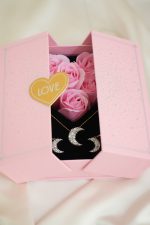 Sevgililer Günü Baget Taşlı Ay Detaylı Kolye Gold Kaplama 925 Ayar Gümüş Moon Kolye - Görsel 5